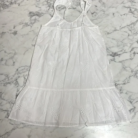 Girls Vineyard Vines White Eyelet Dress - Picture 2 of 3